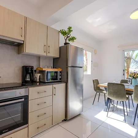 Vilă Nissi Palm 22 With Private Pool