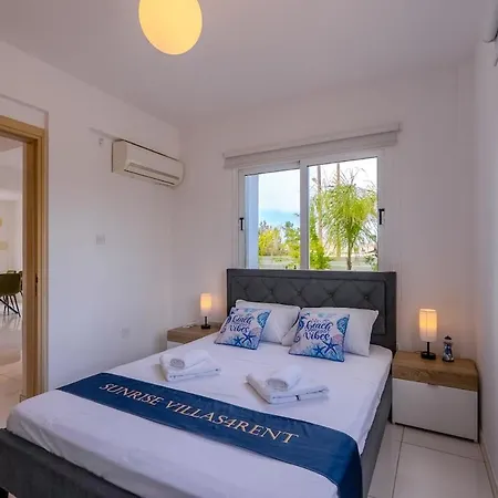 Nissi Palm 22 With Private Pool Вилла Айя-Напа